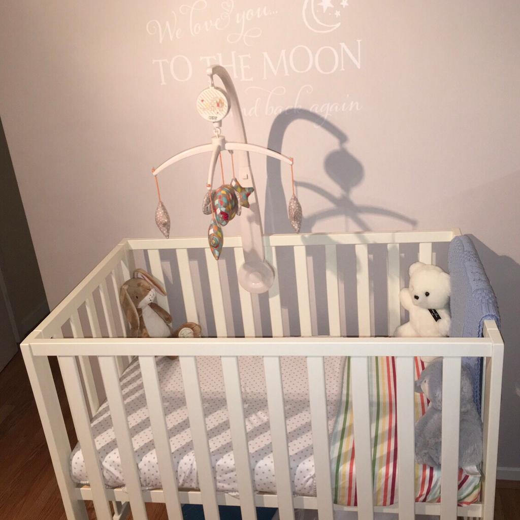 Mamas and papas petite hot sale cot