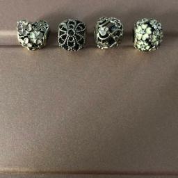 4x pandora charms, one is a Disney exclusive from US
£20 EACH