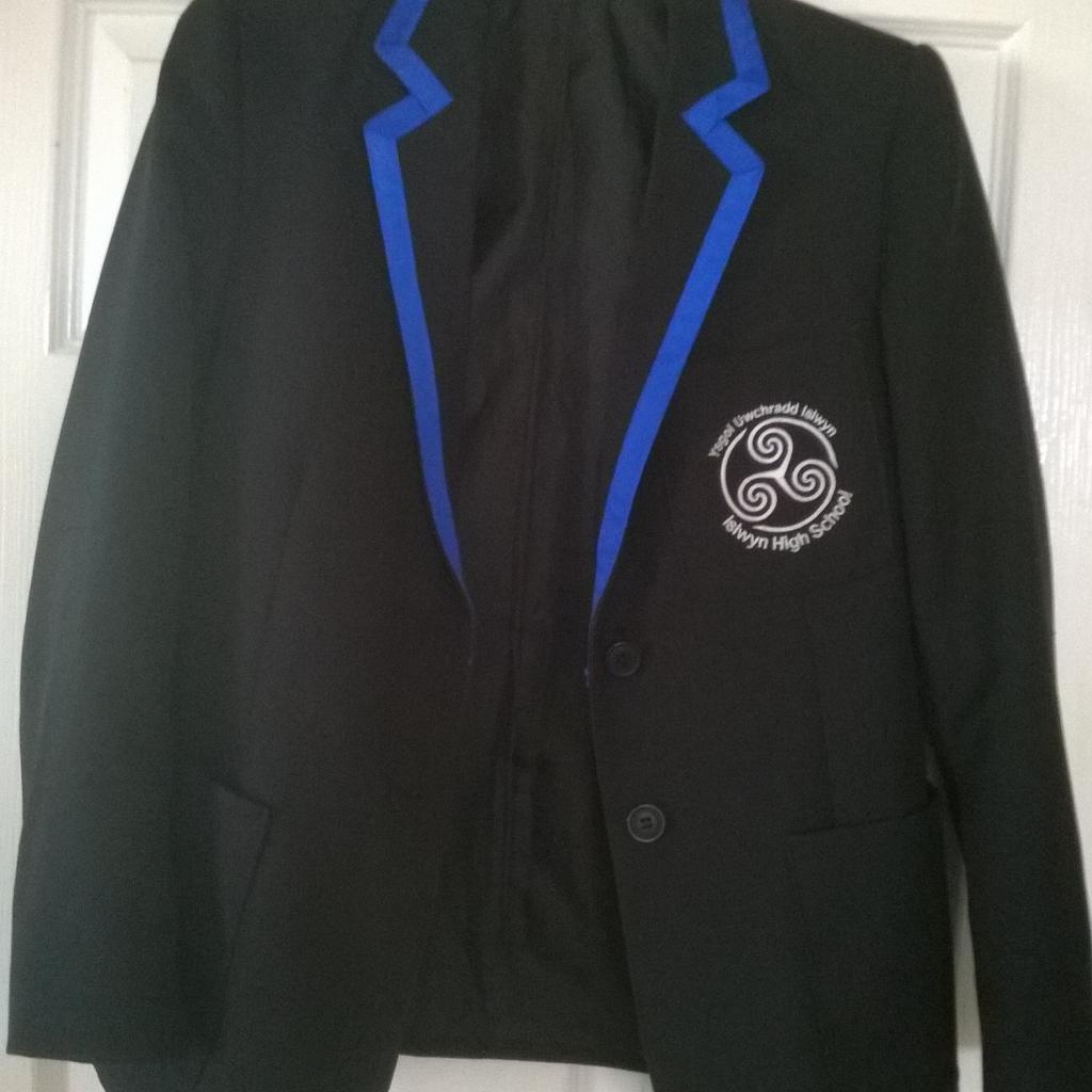 Islwyn High school uniform blazer used 30" in NP12 Pontllanfraith for £