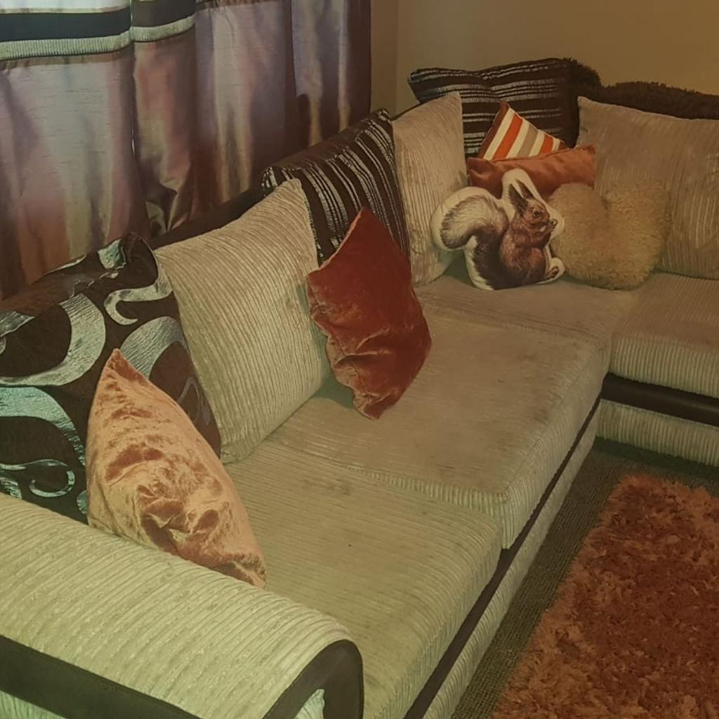 Sofa in WN4 Wigan for £80.00 for sale Shpock