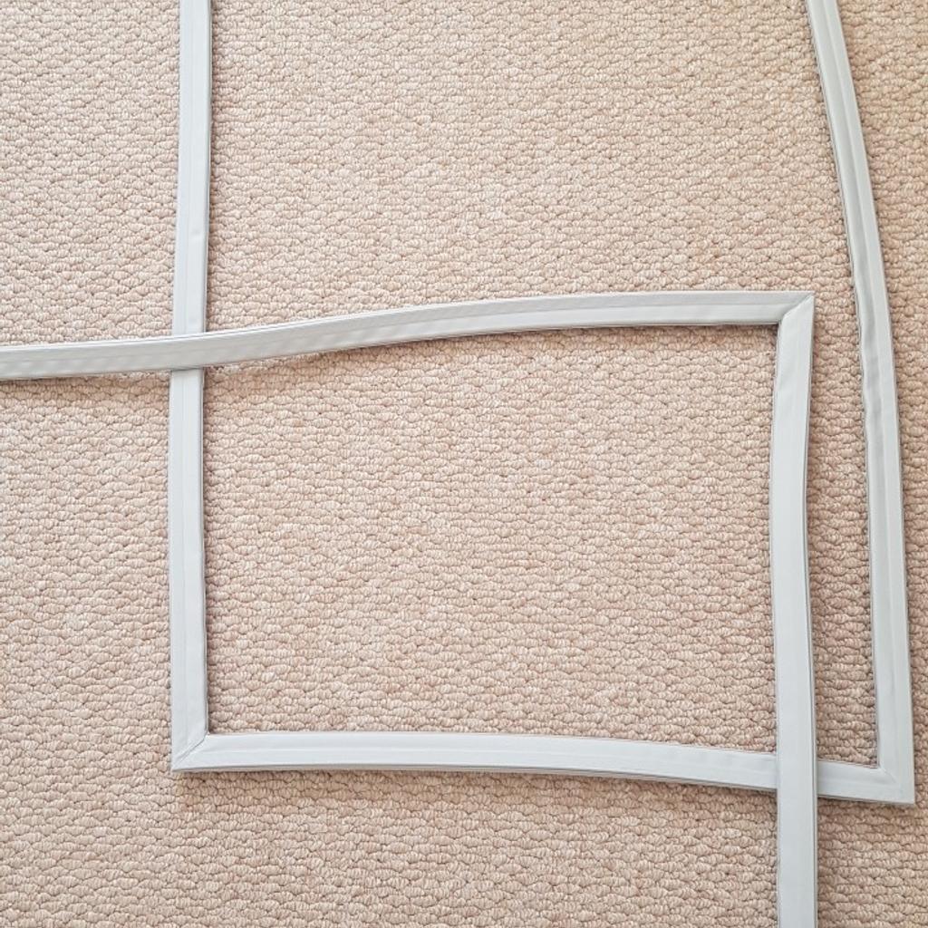 Samsung fridge/freezer Doors seal in ME16 Maidstone for £35.00 for sale