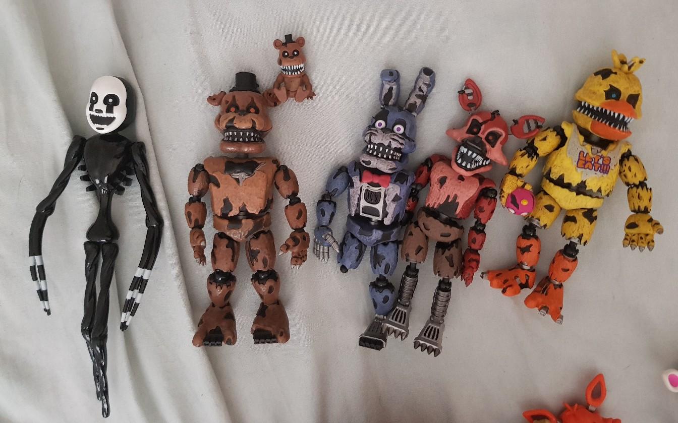 FNAF: Five Nights At Freddys toy figures in WD25 Watford for £40.00 for