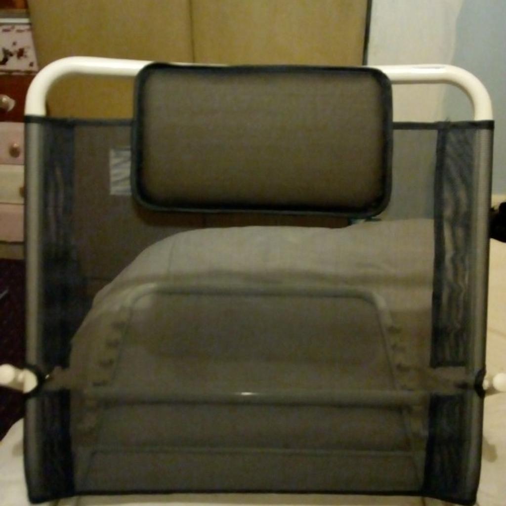 Bed back support pick up s64 in Doncaster für £ 10,00 zum Verkauf