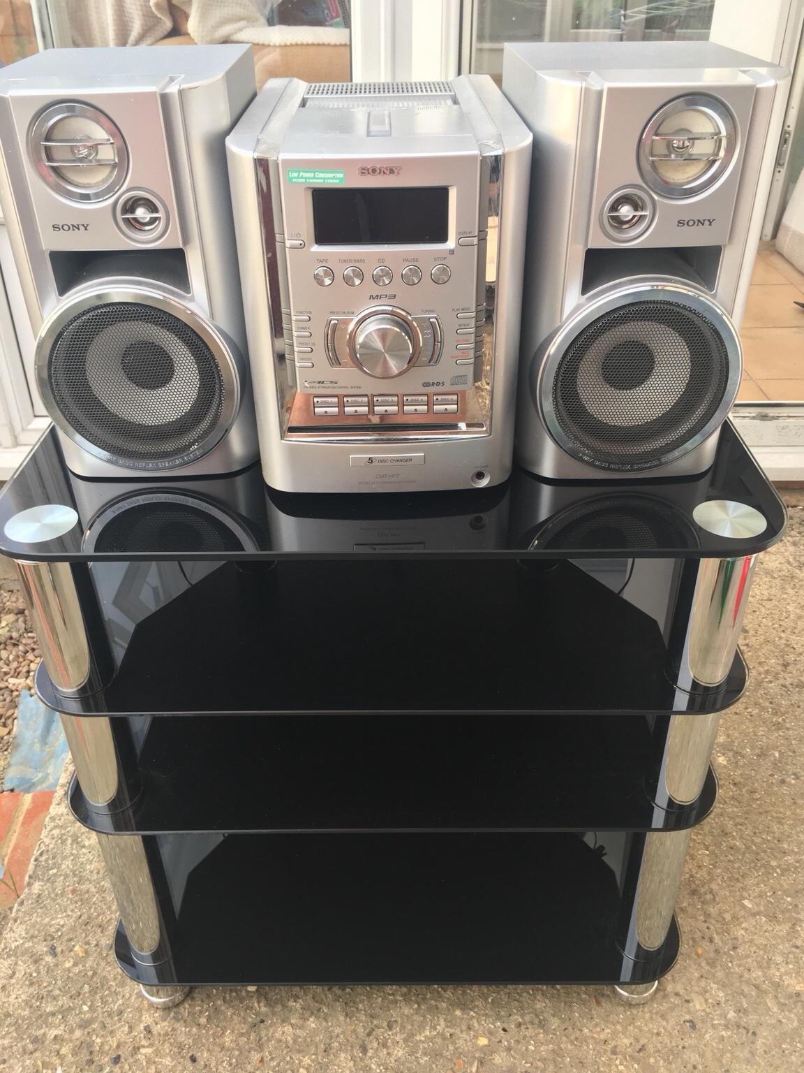 Stereo + tv stand in NN2 Northampton für 40,00 £ zum Verkauf Shpock DE