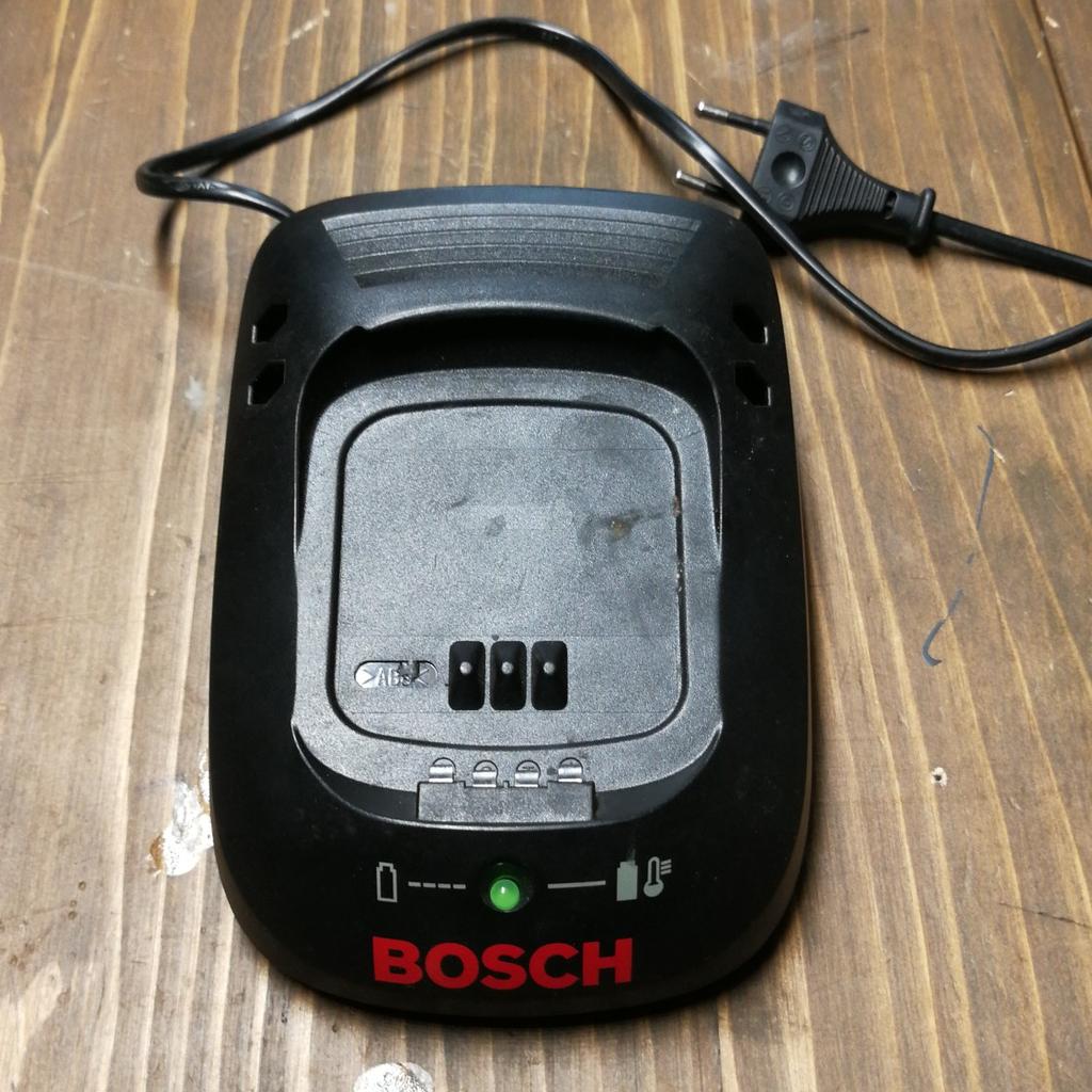 Bosch Li-Ion-Schnellladegerät AL 2215 CV in 6900 Bregenz für 13,49 ...
