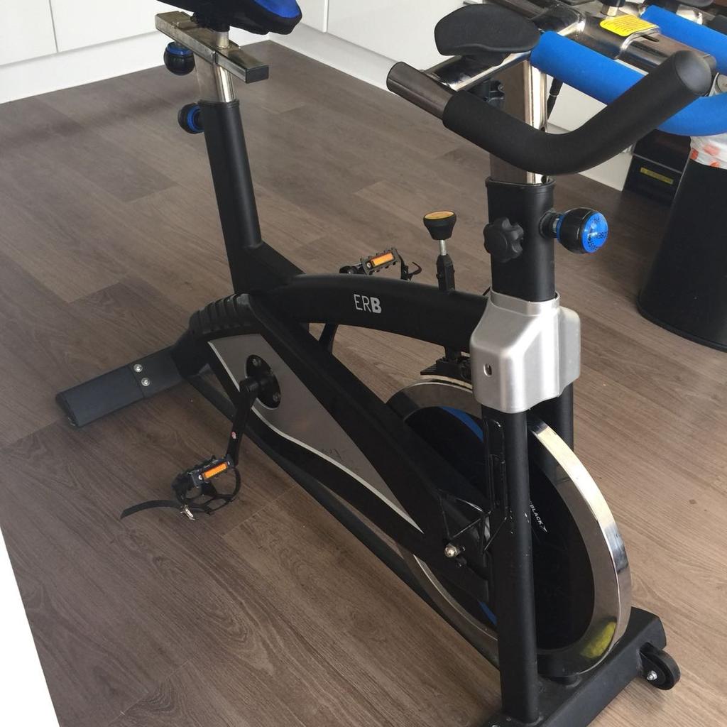 Roger black best sale spin bike