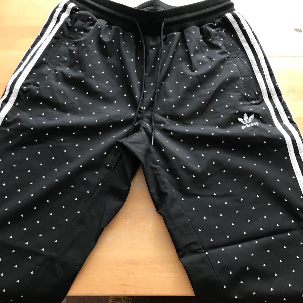 Adidas hu cheap carrot pants