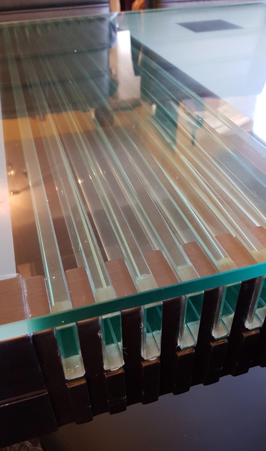 Glass top dining table in SK5 Stockport für 150,00 £ zum Verkauf