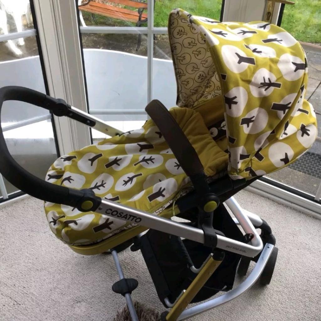 Cosatto giggle travel system in Green Tree in B28 Birmingham for