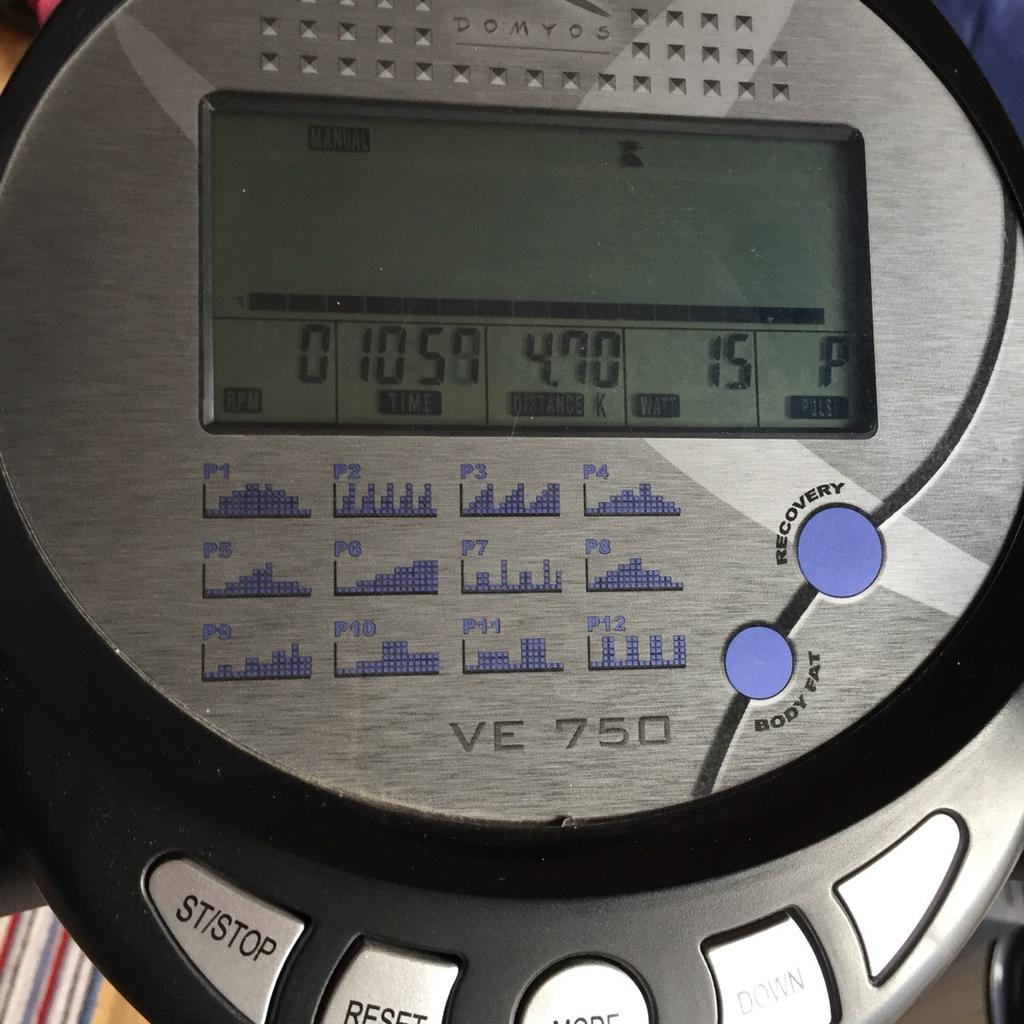 Domyos VE 750 decathlon cross trainer in TW16 Elmbridge for 80.00