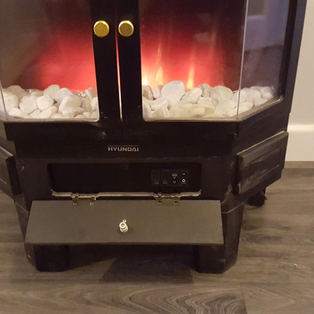 Hyundai electric fire in Wigan für 15,00 £ zum Verkauf | Shpock DE