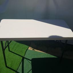 Folding tables 4ft by 2ft ideal for boot sales or markets can deliver local sorry no posting x3 £25 each