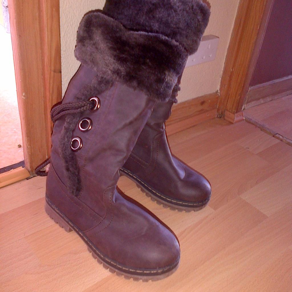 winter boots size 36