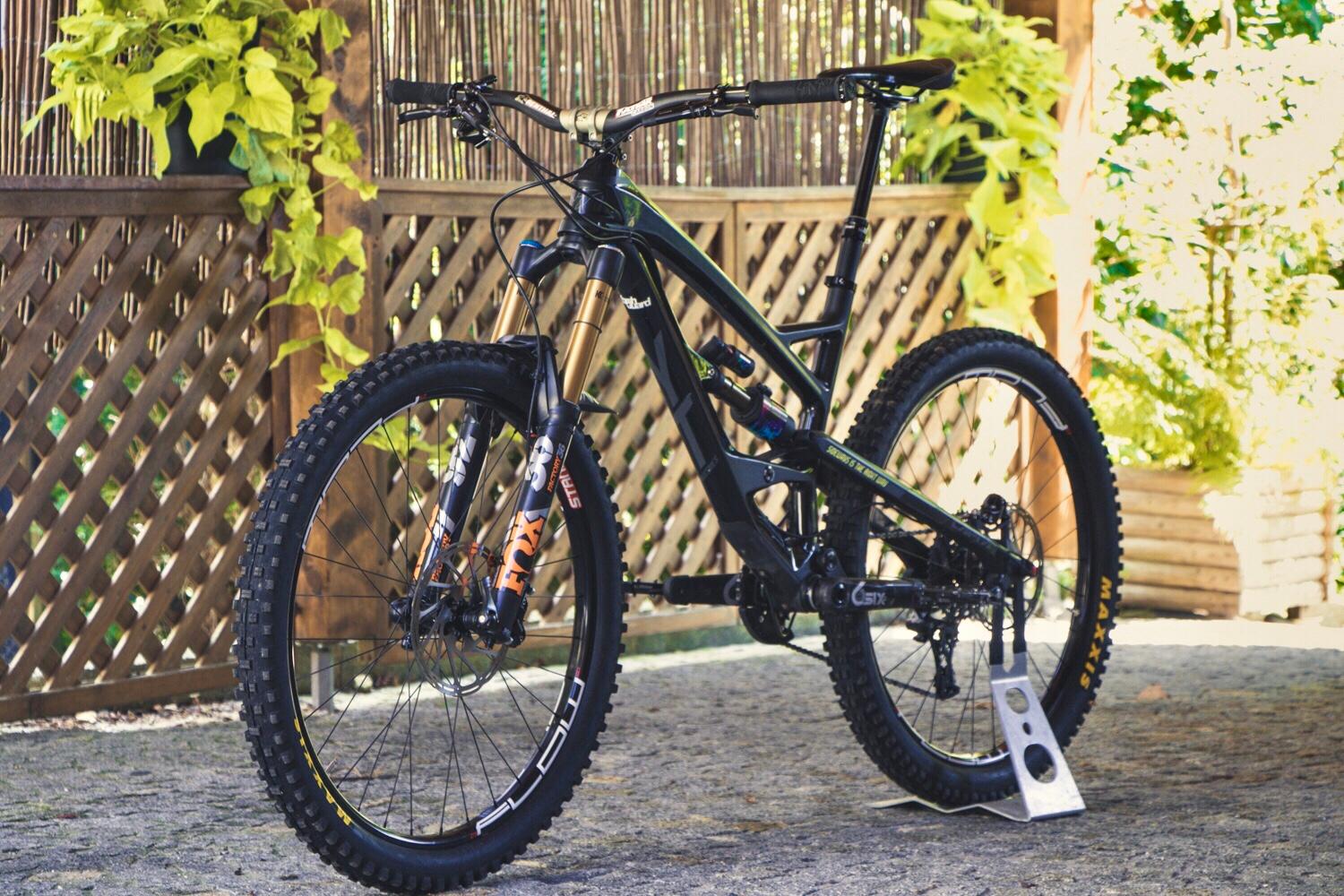 Yt Capra Pro Race Gr M Inkl Stans Flow Mk In F R Zum