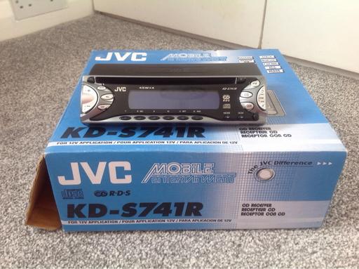 Vehicles South East London Croydon - Photos for JVC detachable car stereo