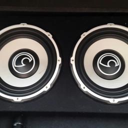 Twin 12 inch baseface sub for sale 50.00 i dont know much on this took it in as a prtx on my old system anyway i set it up ti try it and im suprused how they sound brilliant bass for a active sub unsure on power its over 1000watt at a guess shakes my car im used to alpine pioneers ete but this really suprised me better that fly and edge beilliant condition very clean all you need is wireing kit thanks