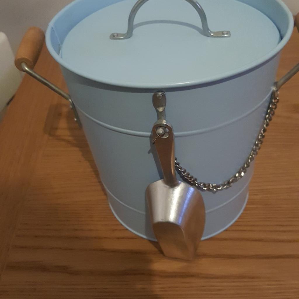 Vintage style ice bucket in WV1 Wolverhampton für £ 5,00 zum Verkauf