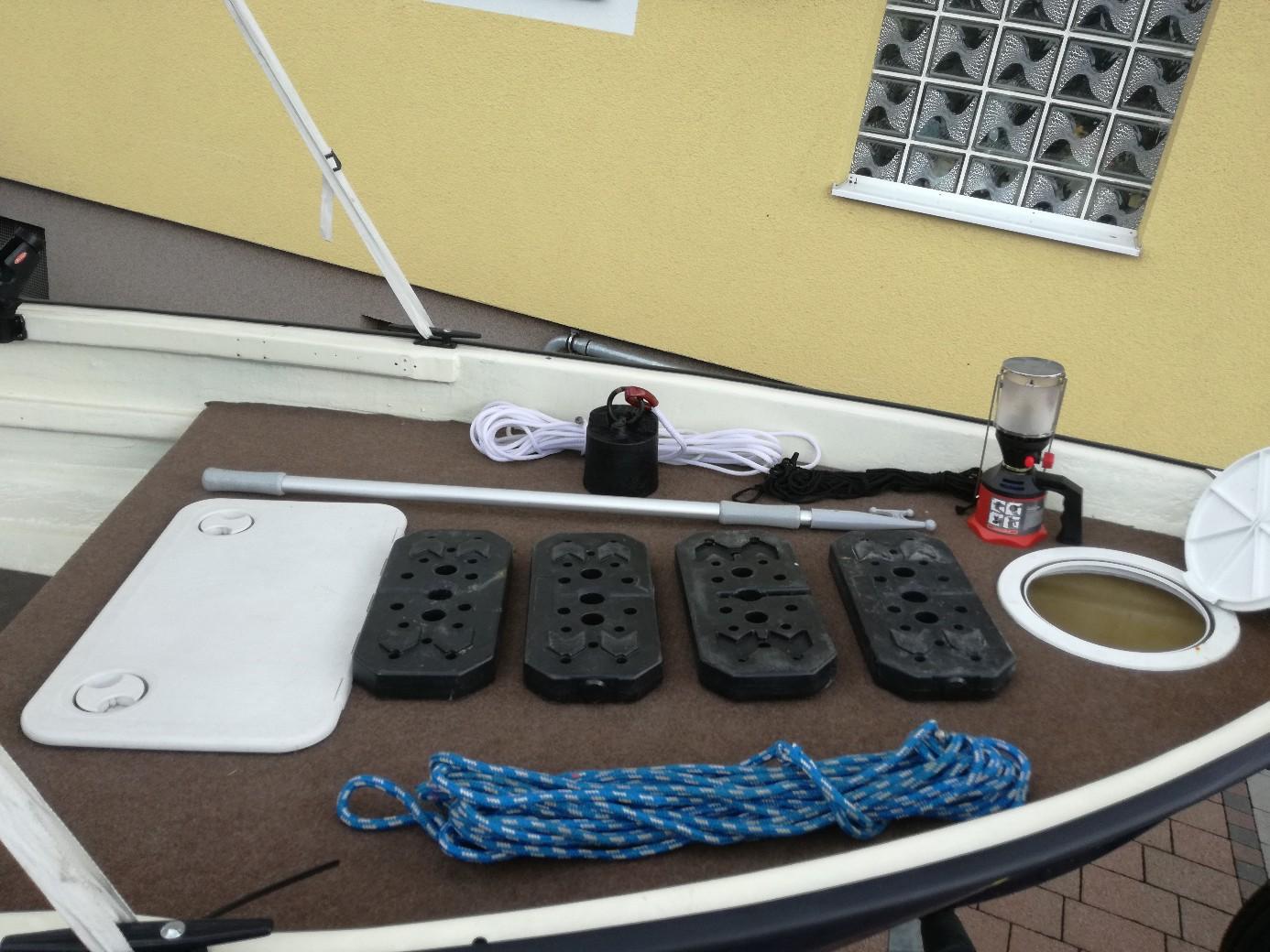 Ecoiffier Badeboot 7922 – Mit Figuren & Bach, Spielzeug Für Kinder Ab 6 Monaten, Made In France