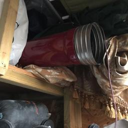 Beautiful red/burgundy enamelled log burner/ coal complete with approximately 1 metre matching enamelled flue and all internal grate sand fire bricks. Only selling due it sitting around in garage waiting to be installed which is a shame. Very heavy will need two people to lift. Priced to sell as this is in excellent condition
