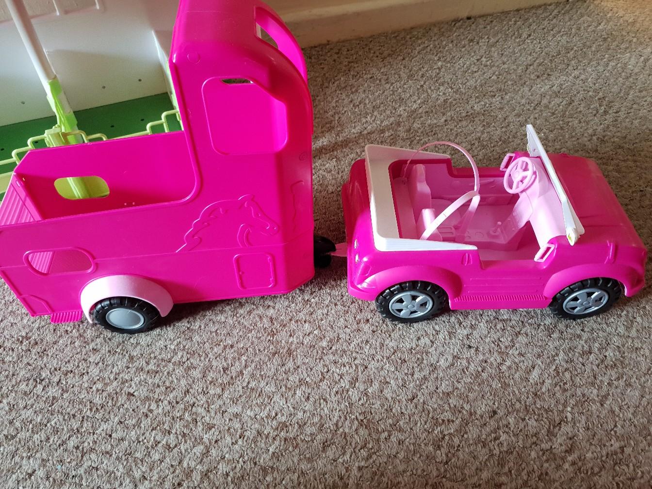 Stable jeep horse box Barbie toy in B78 Warwickshire for £10.00 for