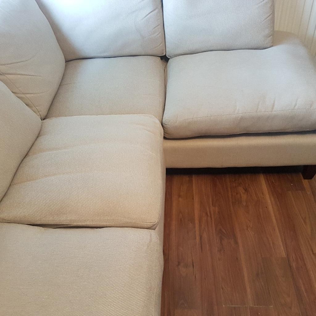 Laura Ashley Baslow fabric corner sofa in SW11 London für 300,00 £ zum