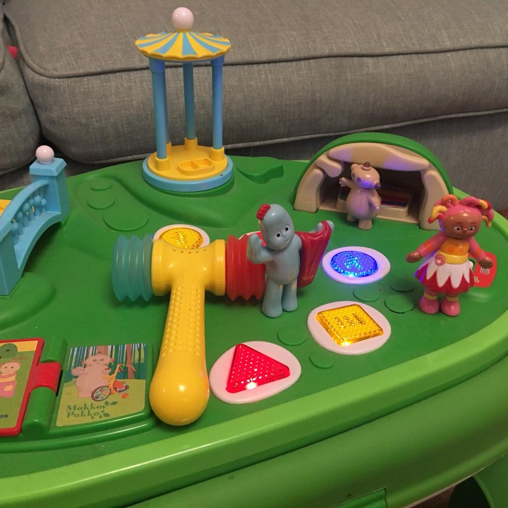 In the night garden activity table online