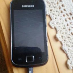 Verkaufe Samsung Handy,
Ohne Ladekabel.

Hat an einigen Stellen Gebrauchsspuren, läuft jedoch einwandfrei.