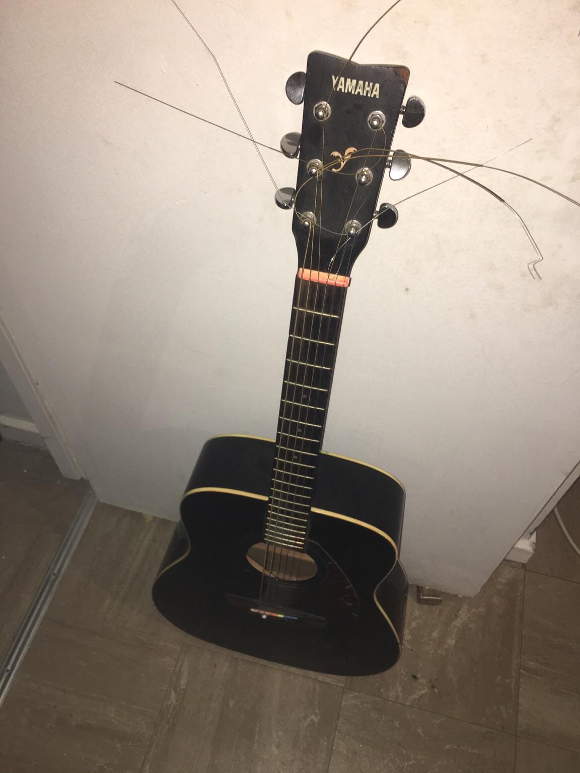 Yamaha F370 Acoustic Guitar in NW4 Barnet für 110,00 £ zum Verkauf ...