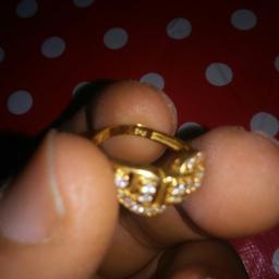 Vendo anello oro possibile vederlo prima di confermare Misura piccola 15