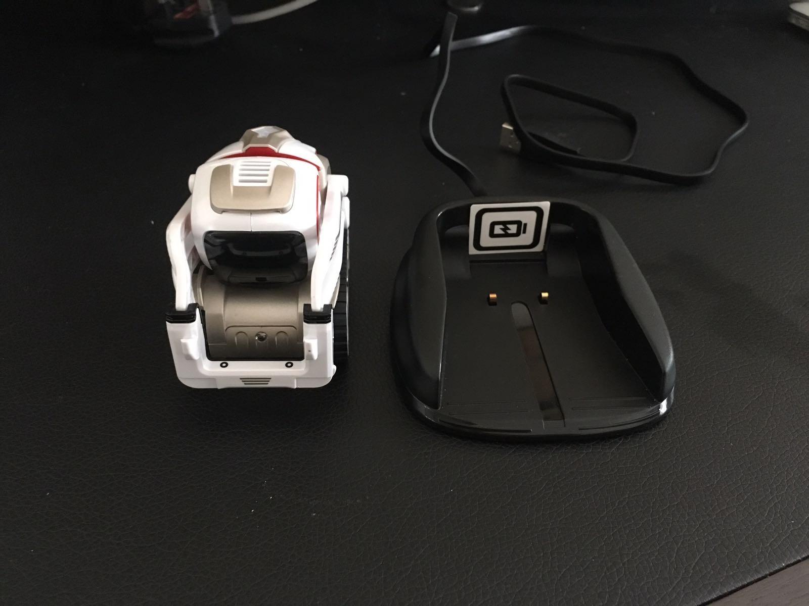 Cozmo Robot Perfect Condition In Le4 Charnwood For £15000 For Sale 