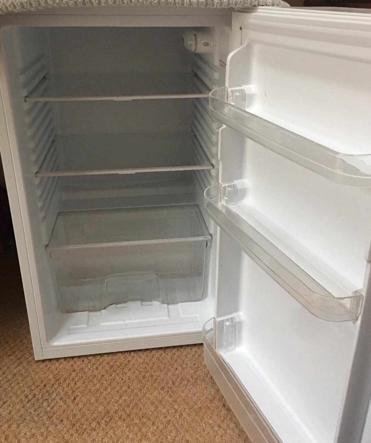 Bush under counter fridge less than year old in NN15 Kettering für 55