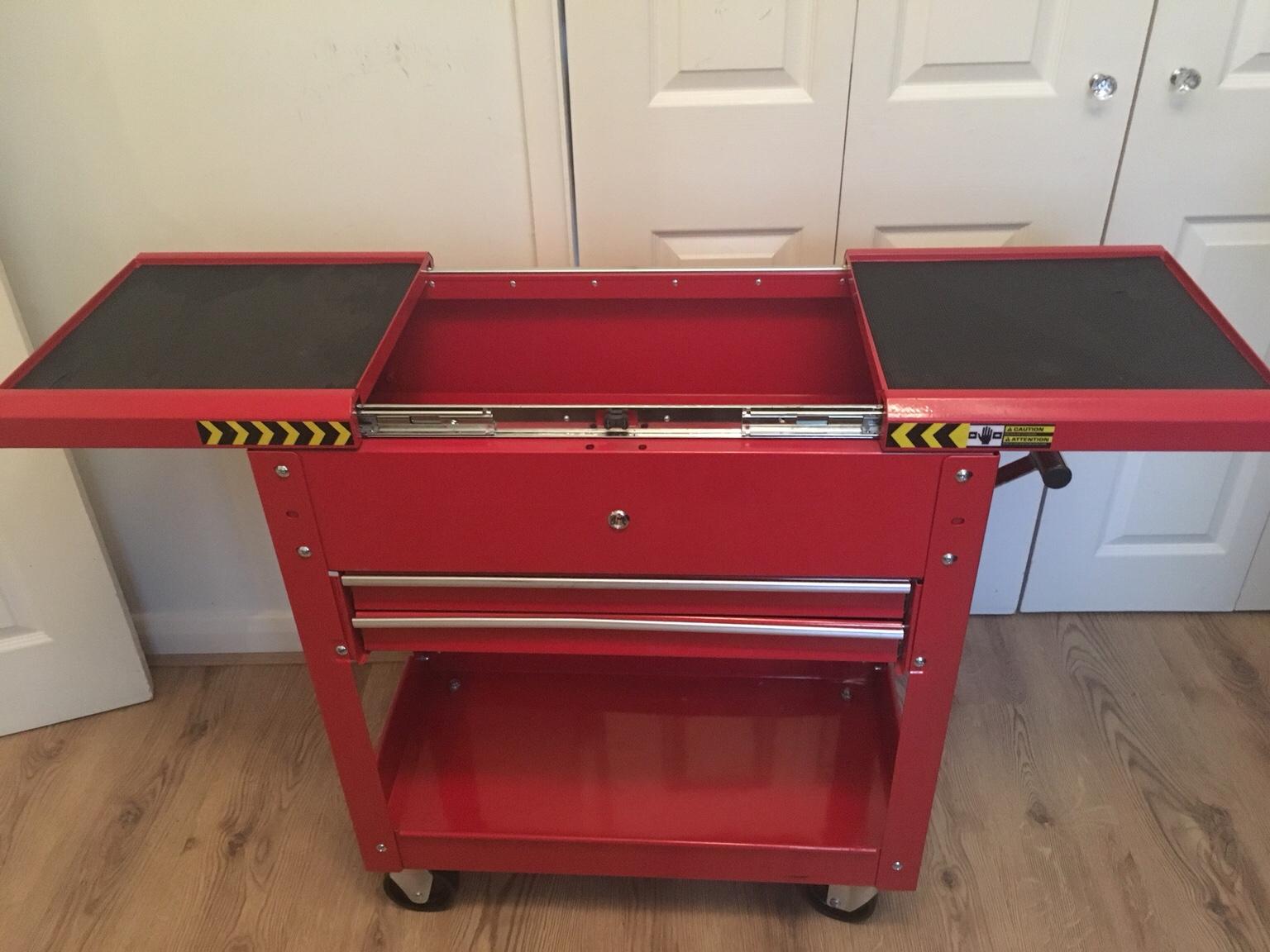 Clarke CTT130 tool chest on wheels in DE22 Derby for £50.00 for sale
