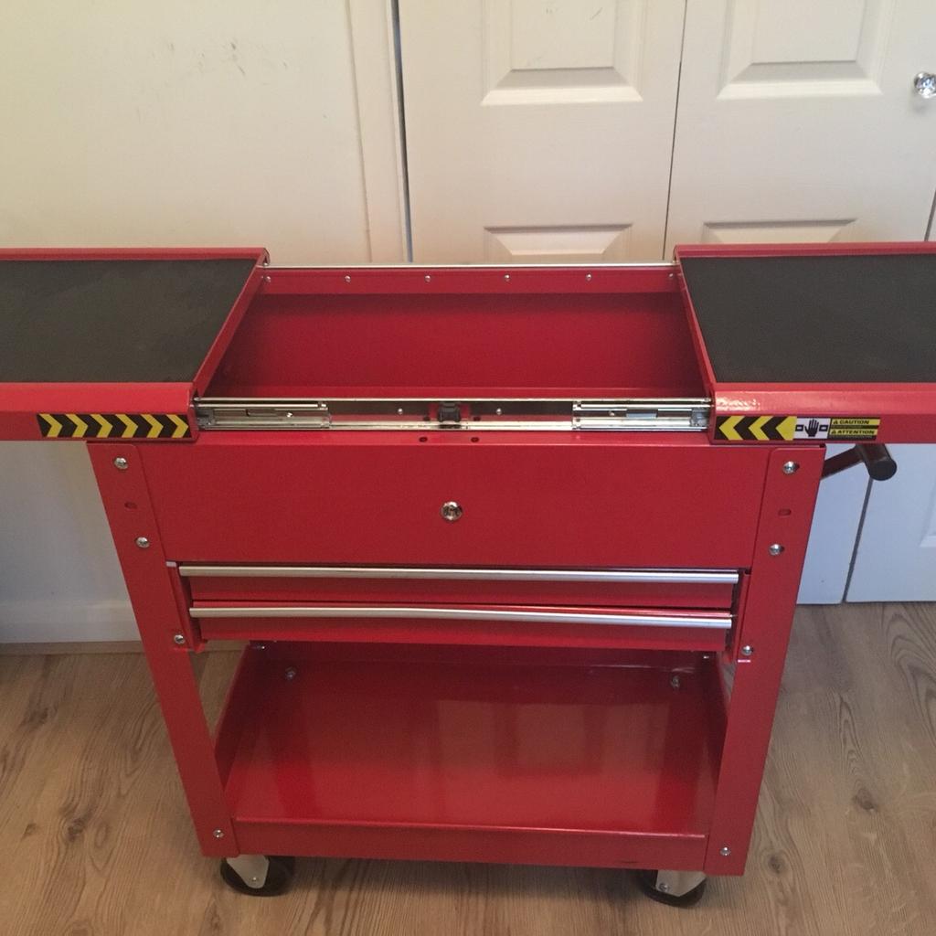 Clarke CTT130 tool chest on wheels in DE22 Derby for £50.00 for sale