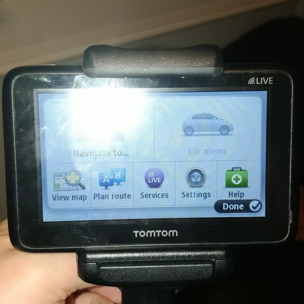 Blue&me TomTom 2 Live sat nav fiat 500 in West Felton for £110.00 for