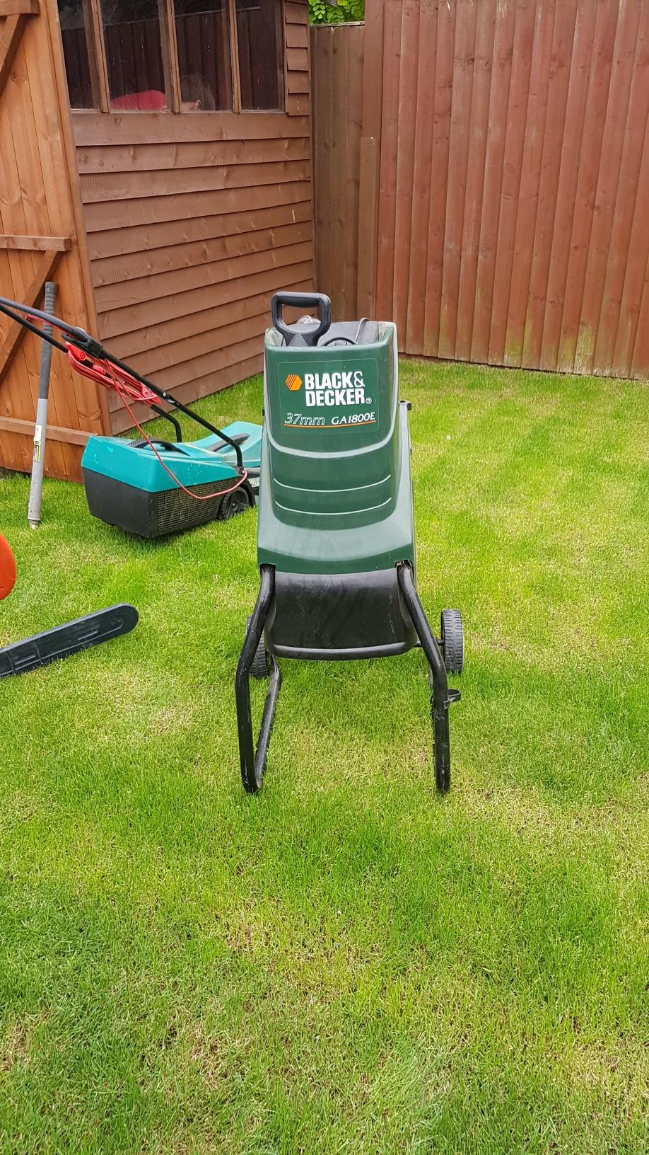 Sold at Auction: BLACK & DECKER GARDEN SHREDDER