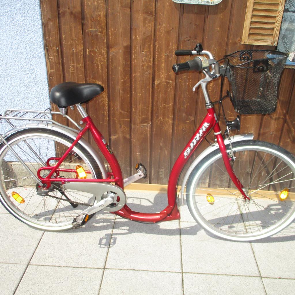 Damenfahrrad tiefer Einstieg Biria 26 Zoll Ve in 85114 Buxheim fr 230,00   zum Verkauf | Shpock DE