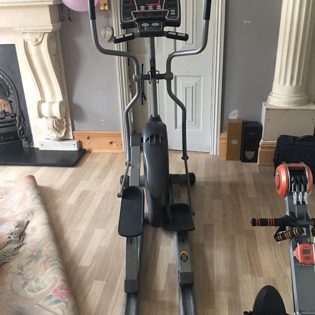 HORIZON FITNESS CROSS TRAINER ANDES 200 in B20 Birmingham for