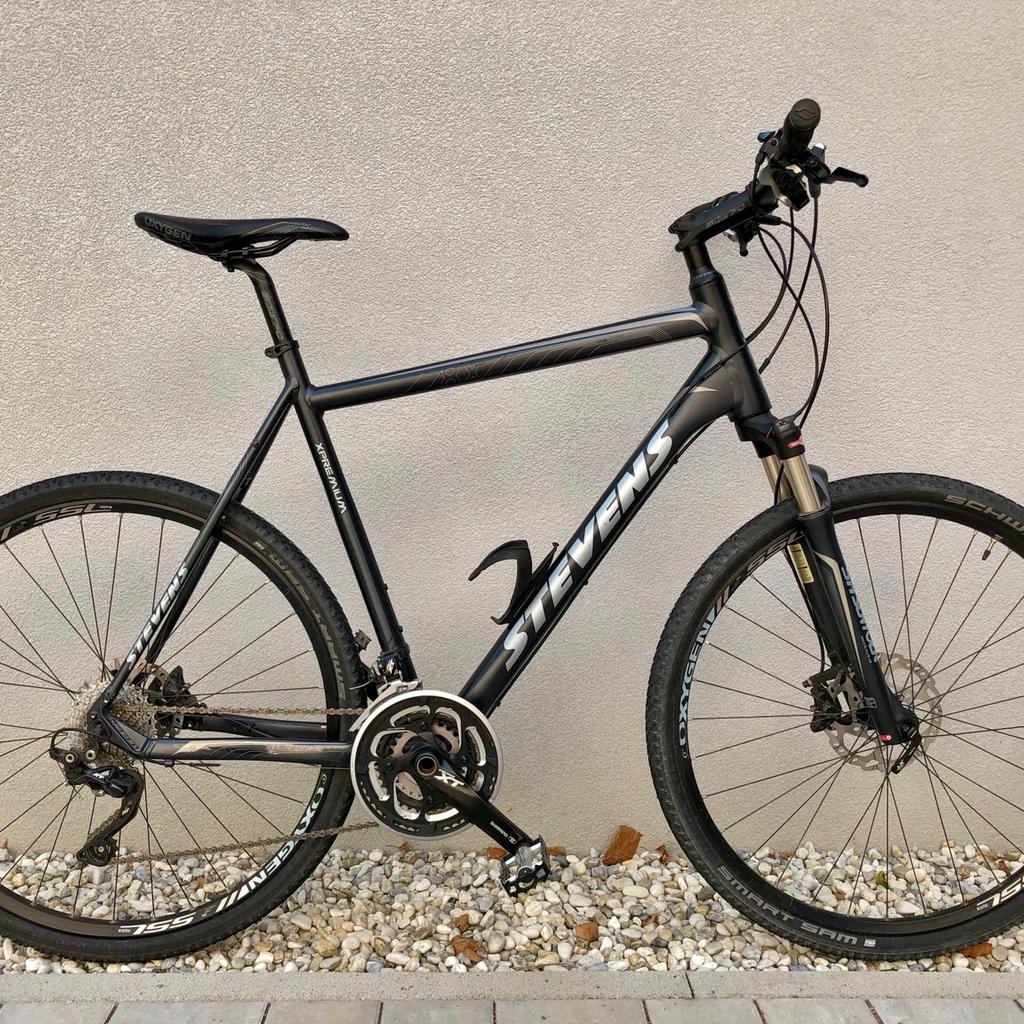 t lcm pedale Thrustmaster T-LCM Bicicleta Urbana Capri Valentina Category:E Bike Trekking_Shimano Deore M6120  Aluminium  203mm / 180mm Color:High-Polished Silver which almost completely reduces