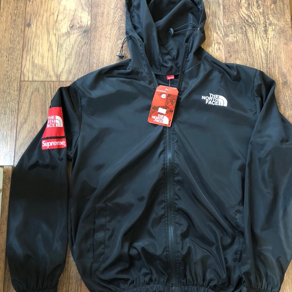 Supreme north outlet face fleece replica