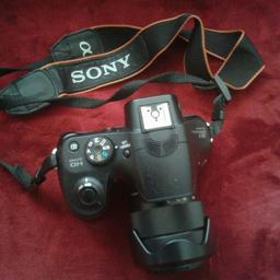 Sony Digital Kamera Full HD ICLE 3000 
Mit Tragetasche und Zubehör