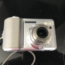 10 million pixel digital camera compact great little camera good working order. Needs a memory card SD