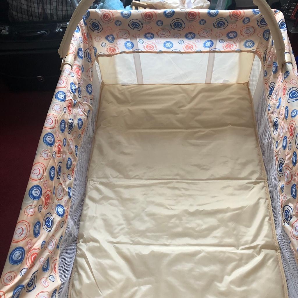 Babystart deluxe best sale travel cot