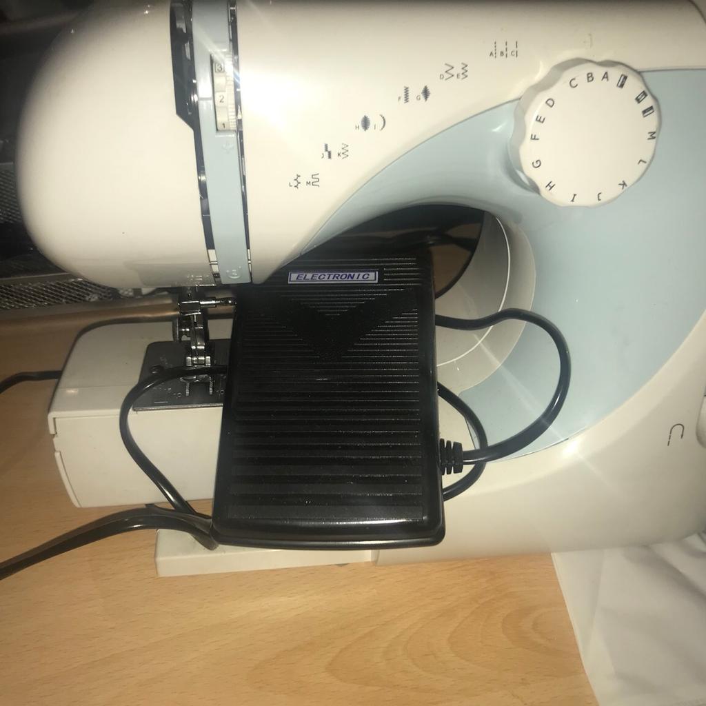 Argos value sewing machine in SW6 Fulham für £ 20,00 zum Verkauf