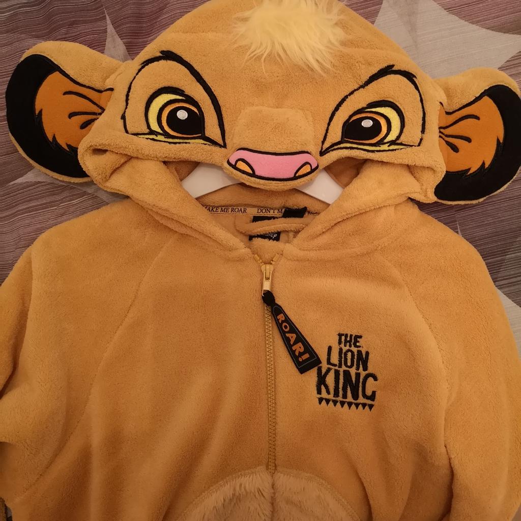 Disney Lion King Adult Onesie Size Large in TF1 Leegomery for