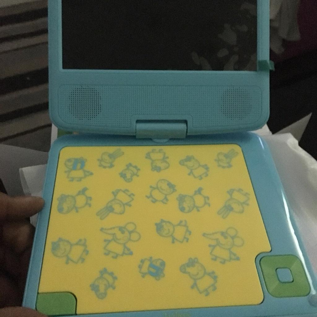 Peppa pig Portable DVD Player in LS12 Leeds für 50,00 £ zum Verkauf