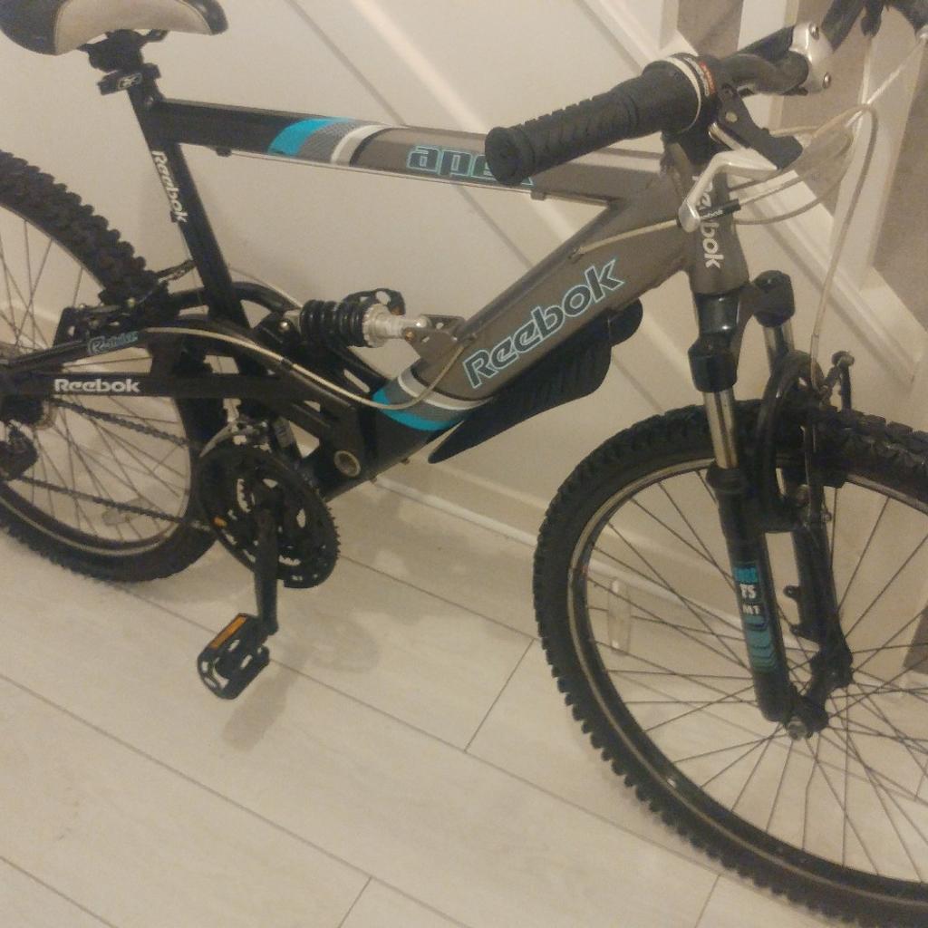 Reebok apex 2025 mountain bike