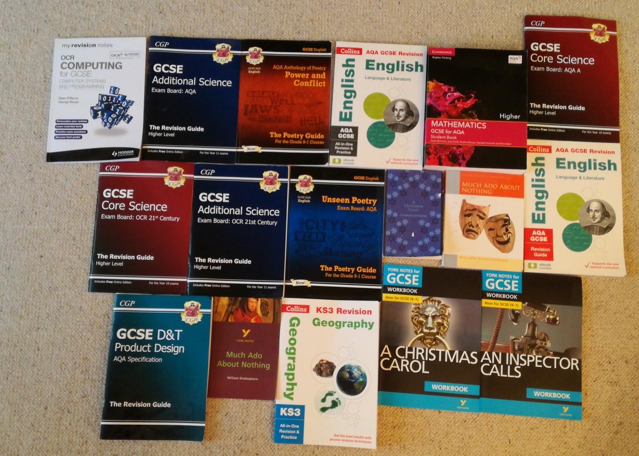 GCSE Books and Revision Guides in LE2 Wigston für 15,00 £ zum Verkauf