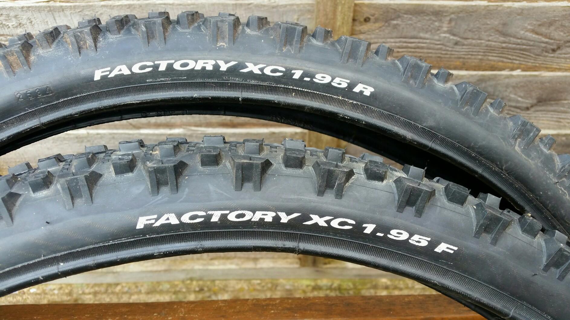 26 x 1.95 mtb tyres