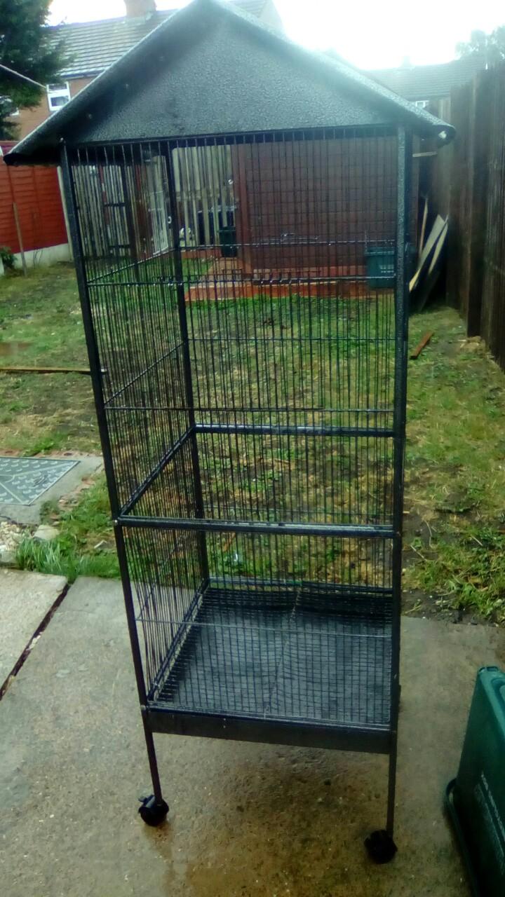 Large bird cage in S71 Barnsley für 35,00 £ zum Verkauf Shpock DE
