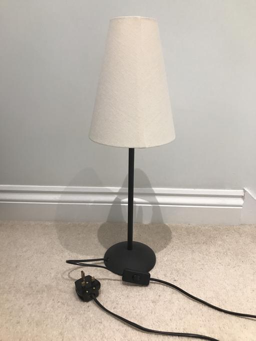 Buy & Sell West London Hounslow - Photos for Stylish Bed Lamp